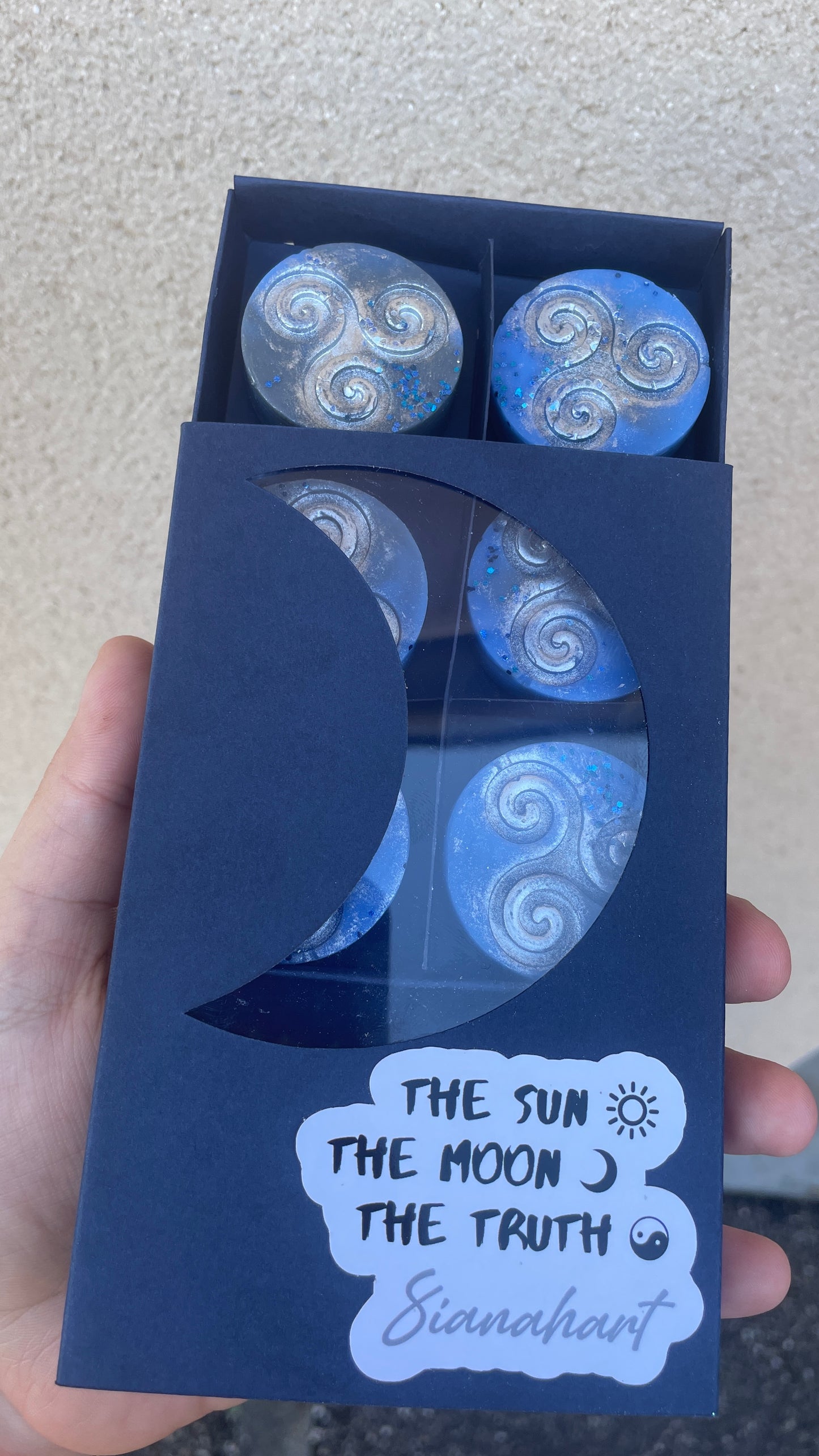 Fondants parfumés - The Sun The moon The truth.